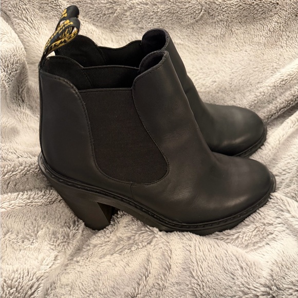 Dr. Martens Black Heeled Chelsea Boots - Picture 5 of 14